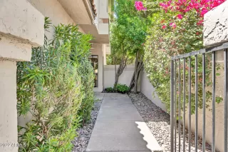 Photo #2: 6407095 Listing 