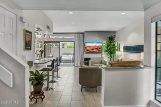 Photo #4: 6407095 Listing 