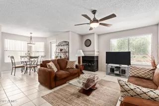 Photo #4: 6407270 Listing