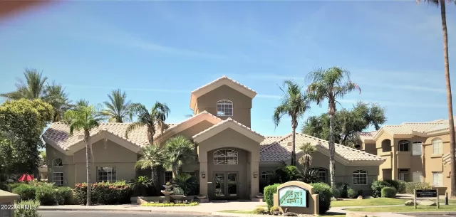 MLS: 6407300 Condo For Sale