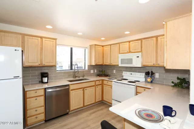 MLS: 6407661 Condo For Sale