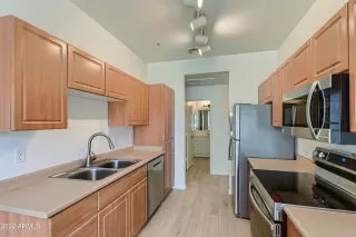 Photo #3: 6407691 Listing