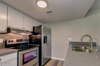 Photo #4: 6407886 Listing