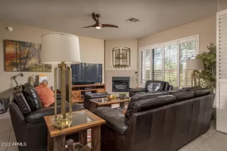 Photo #3: 6407890 Listing