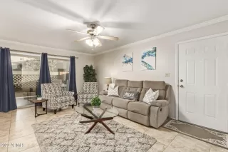 Photo #5: 6408418 Listing 