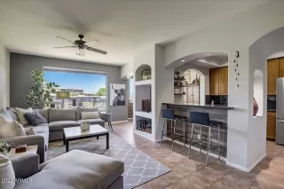 Photo #6: 6408447 Listing 