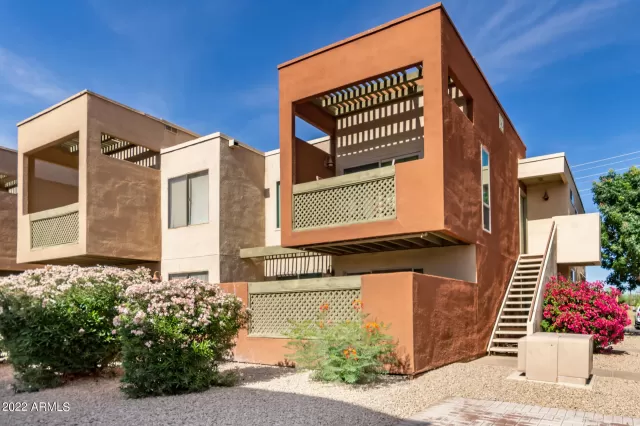 MLS: 6408456 Condo For Sale