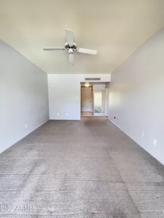 Photo #6: 6408490 Listing