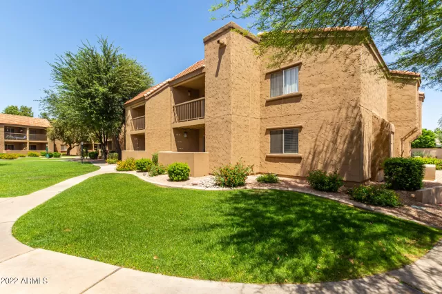 MLS: 6408526 Condo For Sale