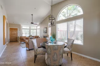 Photo #5: 6408643 Listing