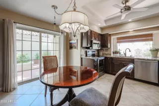 Photo #6: 6408830 Listing 