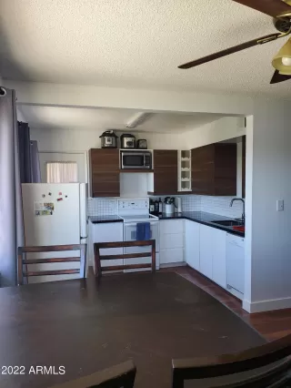 Photo #6: 6408870 Listing 