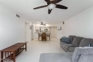 Photo #3: 6408961 Listing 