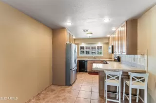 Photo #5: 6409593 Listing 