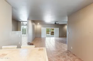 Photo #6: 6409593 Listing 