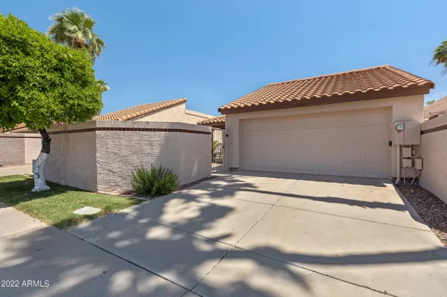 MLS: 6409684 Condo For Sale