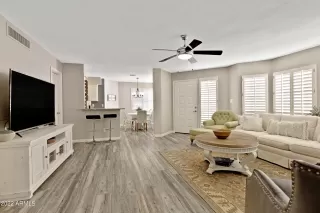 Photo #6: 6409684 Listing 