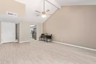 Photo #3: 6409926 Listing 