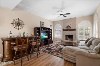 Photo #3: 6410763 Listing