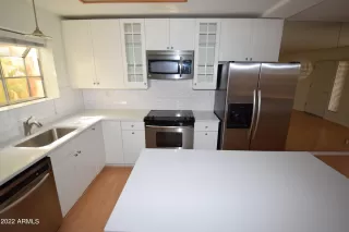 Photo #3: 6410847 Listing
