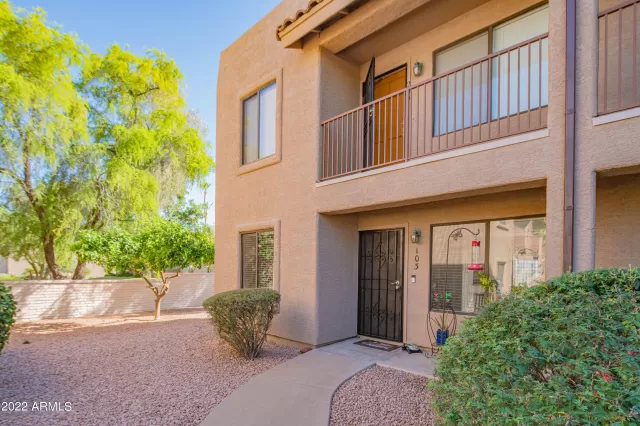 MLS: 6410889 Condo For Sale