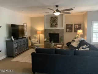 Photo #5: 6411211 Listing