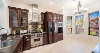 Photo #6: 6411214 Listing 