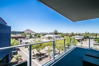 Photo #5: 6411624 Listing
