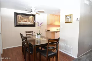 Photo #6: 6411803 Listing