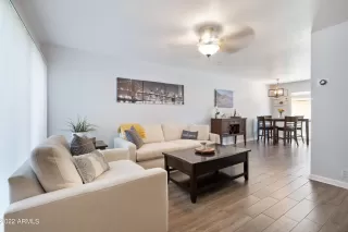 Photo #1: 6411900 Listing