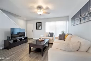 Photo #2: 6411900 Listing