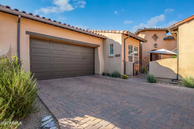 MLS: 6411994 Condo For Sale