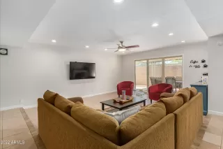 Photo #5: 6412356 Listing 