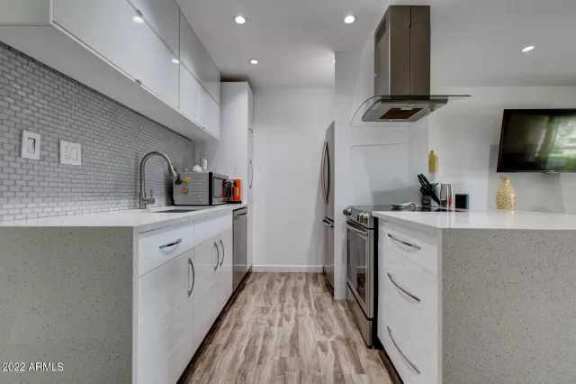 MLS: 6412575 Condo For Sale