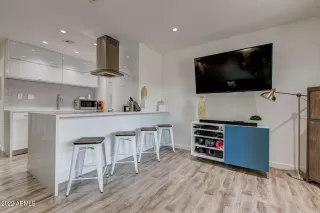 Photo #1: 6412575 Listing 