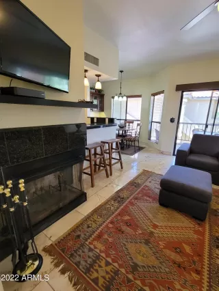 Photo #2: 6412686 Listing 