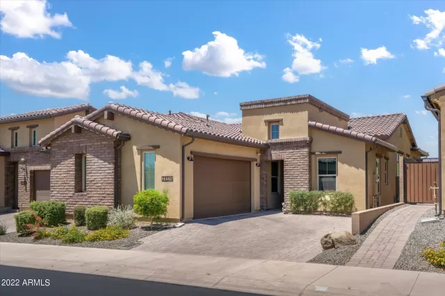 MLS: 6412920 Condo For Sale