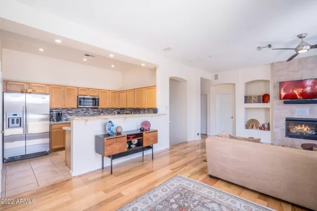 MLS: 6413141 Condo For Sale