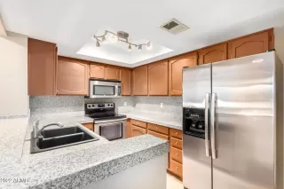 Photo #4: 6413155 Listing 