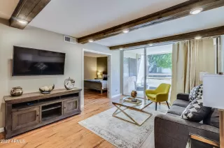 Photo #1: 6413796 Listing 