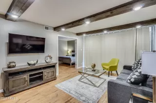 Photo #3: 6413796 Listing 