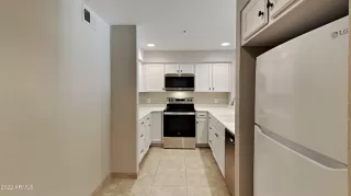 Photo #1: 6413947 Listing 