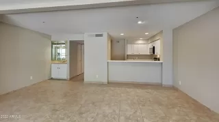 Photo #5: 6413947 Listing 