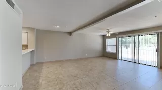 Photo #6: 6413947 Listing 