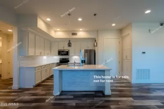 Photo #3: 6414218 Listing