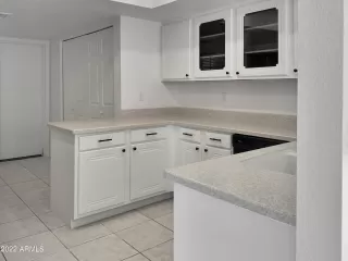 Photo #3: 6414357 Listing 