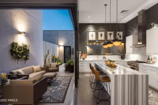 Photo #2: 6414459 Listing