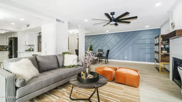 MLS: 6414552 Condo For Sale