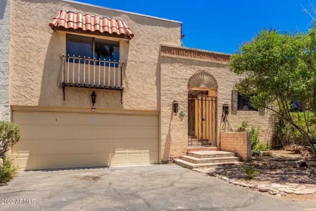 MLS: 6414554 Condo For Sale