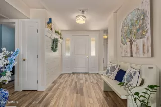 Photo #2: 6414603 Listing 